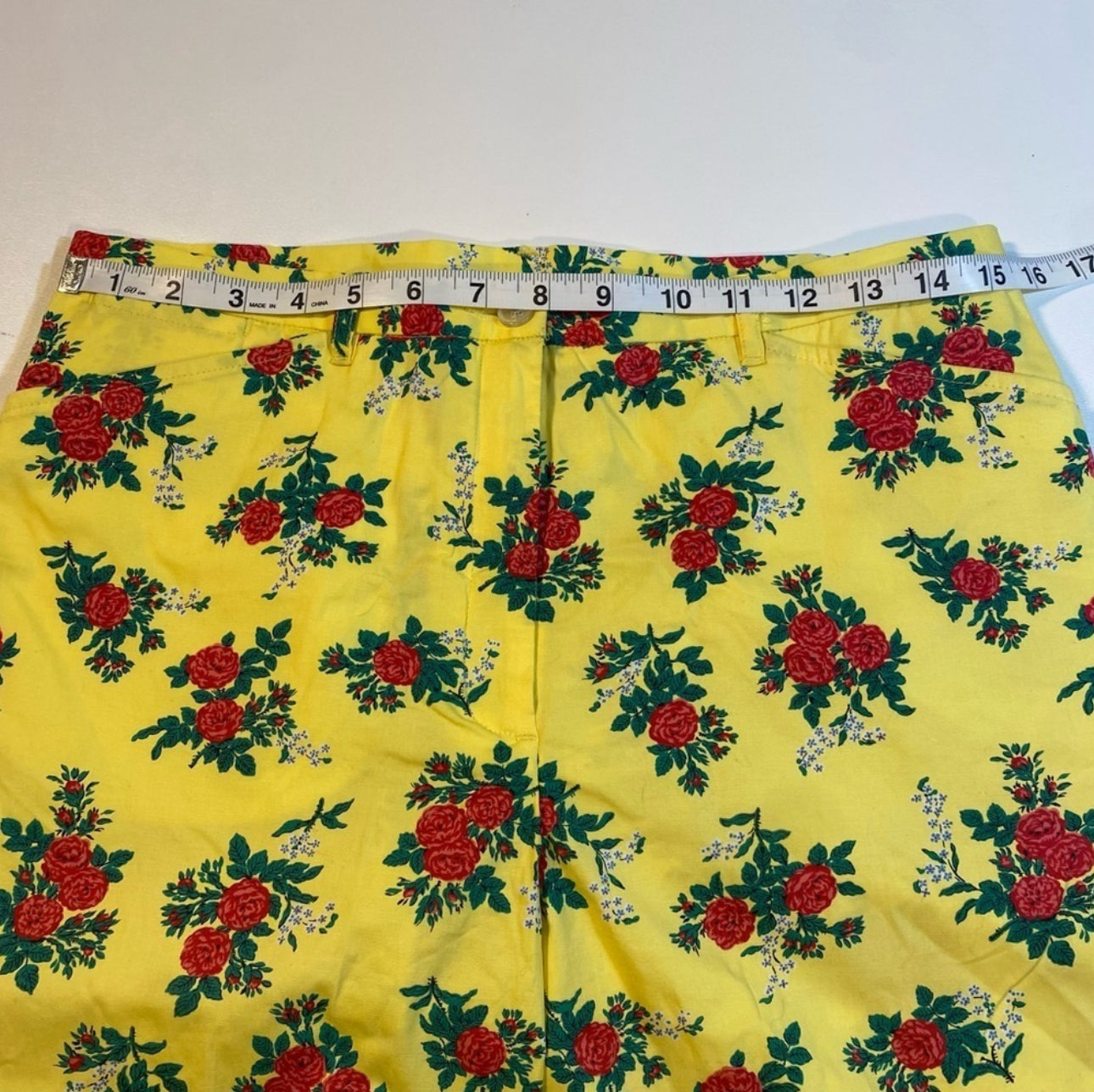 NWT LRL Ralph Lauren Size 8 Yellow Floral Capri Pants Crops With Red Flowers