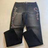 Artisan NY - Artisan NY Size 8 Grey Denim Ankle Jeans W Asymmetrical Embroidered Flowers - Jeans - Afterglow Market