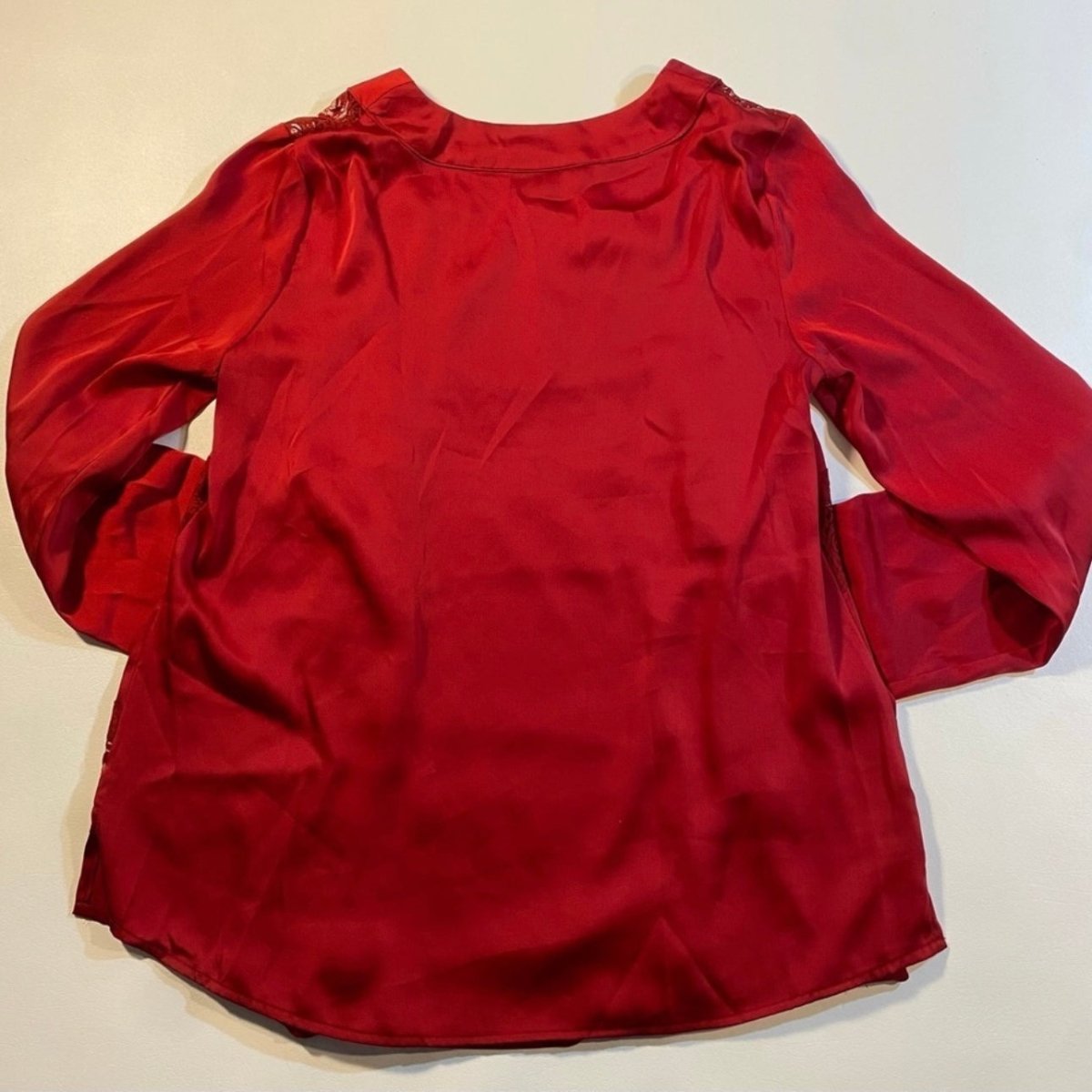 Dana Buchman - Dana Buchman Size S Red Satin & Lace Roll Tab Sleeve Blouse With Matching Cami - Tops - Afterglow Market