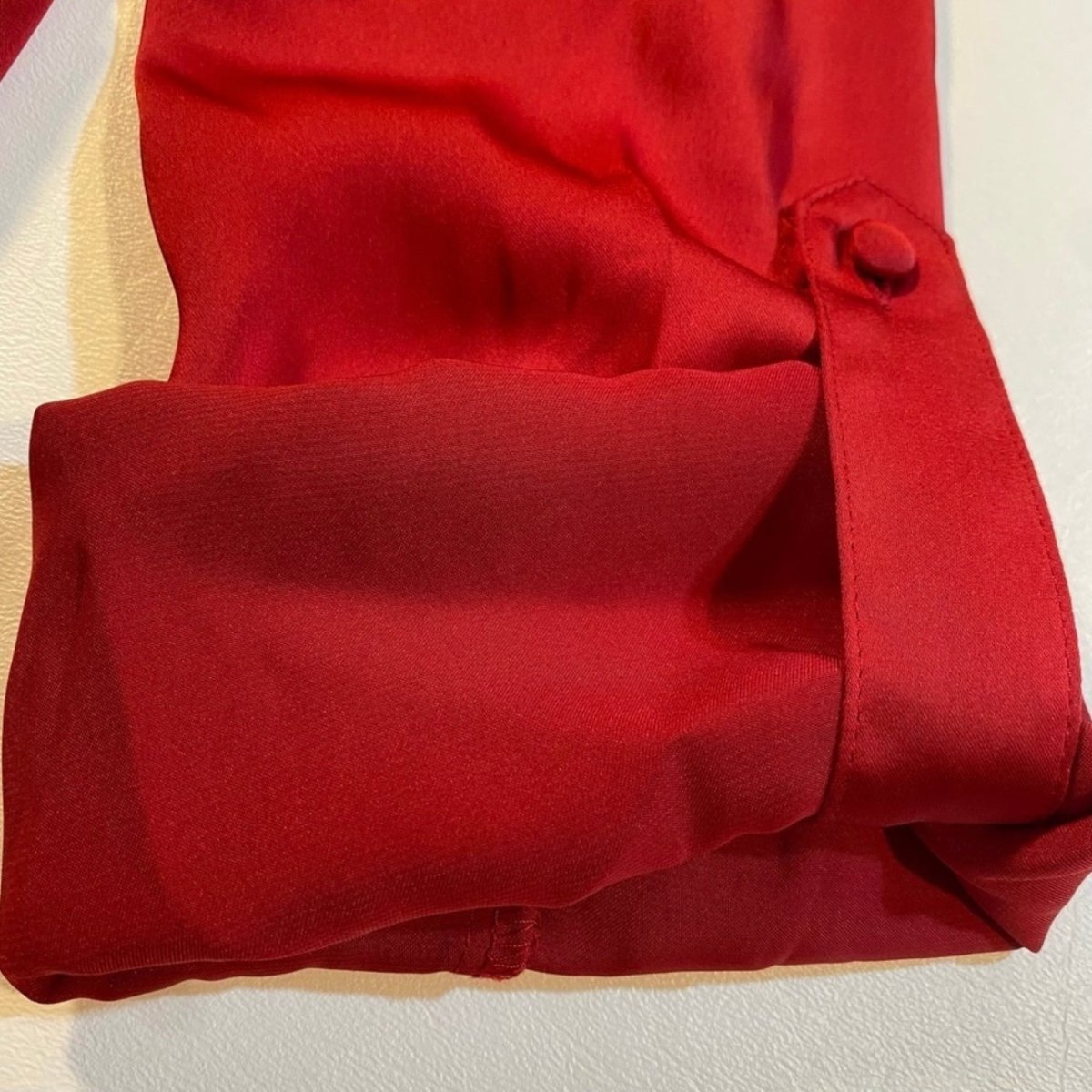 Dana Buchman - Dana Buchman Size S Red Satin & Lace Roll Tab Sleeve Blouse With Matching Cami - Tops - Afterglow Market