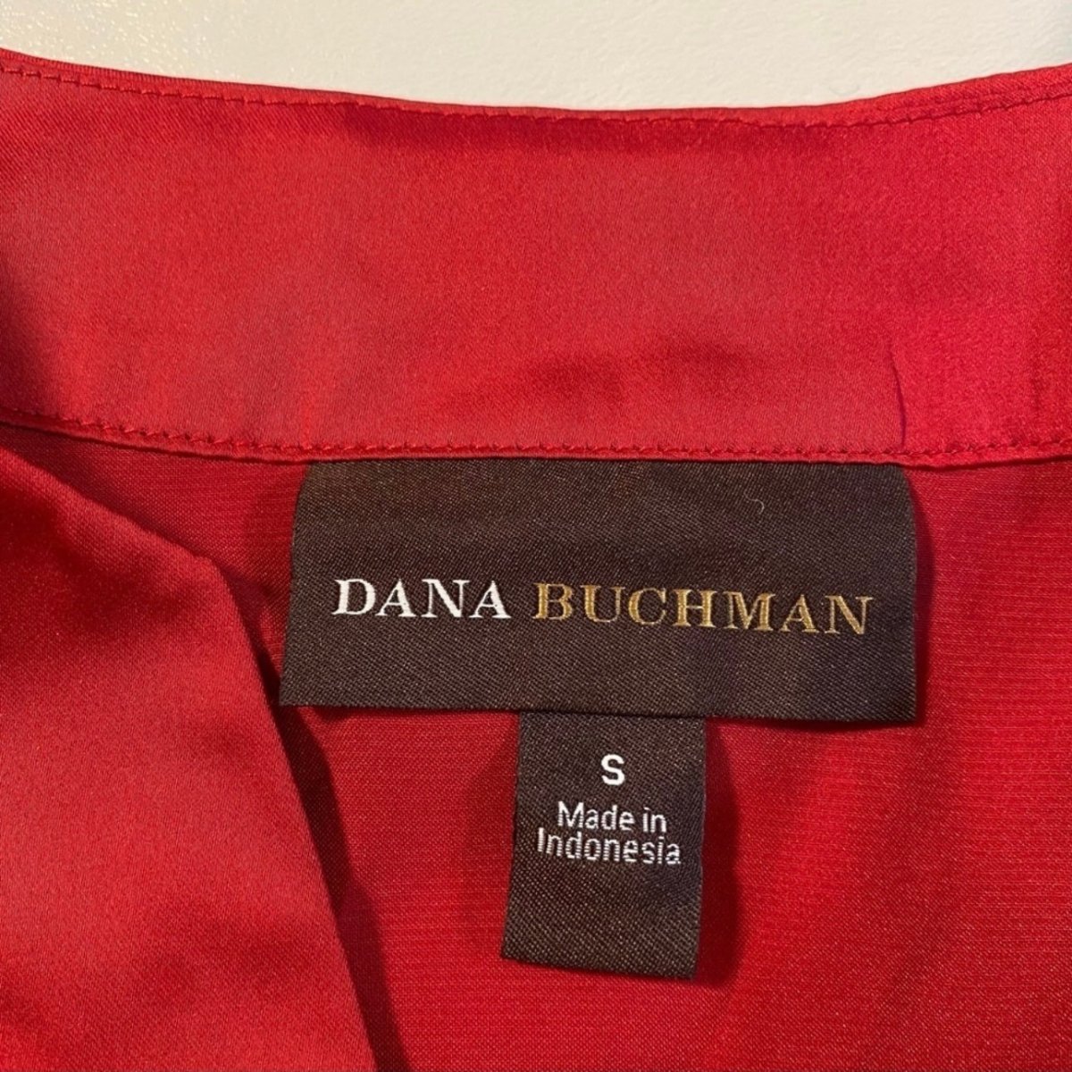 Dana Buchman - Dana Buchman Size S Red Satin & Lace Roll Tab Sleeve Blouse With Matching Cami - Tops - Afterglow Market