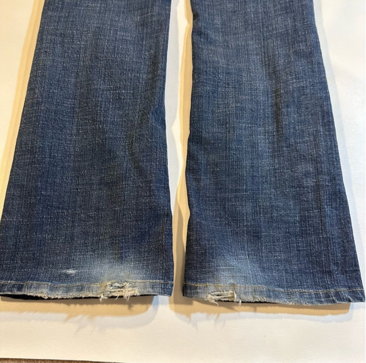 Fossil - Fossil Size 29 Medium Wash Mid Rise Slim Bootcut Jeans 98% Cotton - Jeans - Afterglow Market