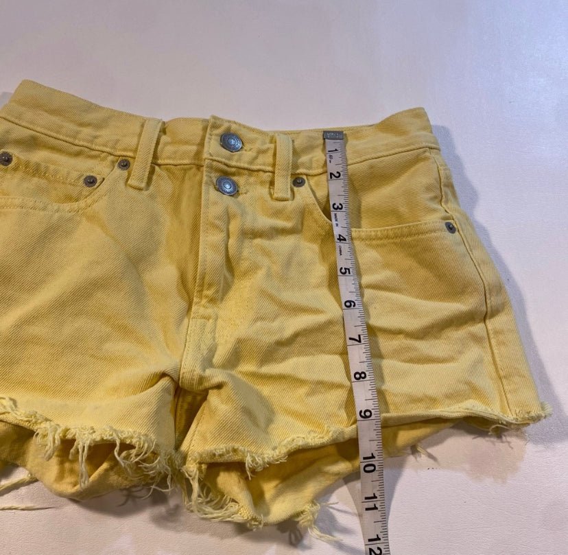 Lucky Brand - Lucky Brand Size 00/24 Yellow Denim Cutoff Mid-Rise Double Button Jean Shorts - Shorts - Afterglow Market