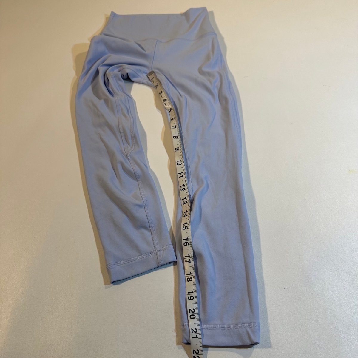 #save - Lululemon Size 2 Lavender High Rise Crop Leggings - Afterglow Market